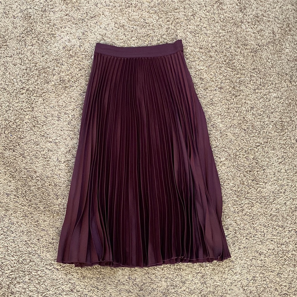 H&M midi pleated skirt